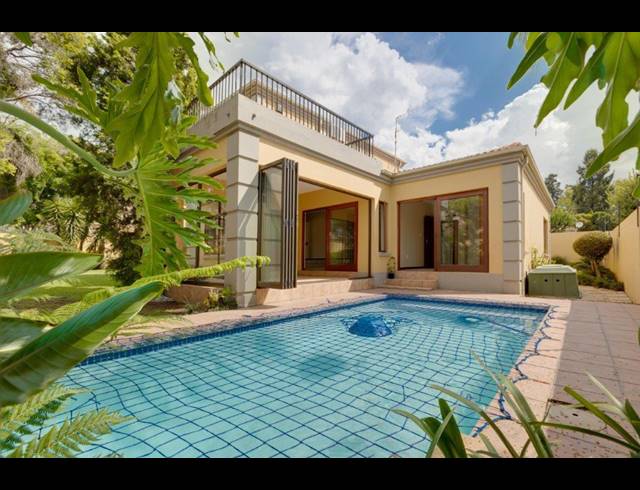 3 BEDROOM HOUSE TO LET IN BROADACRES